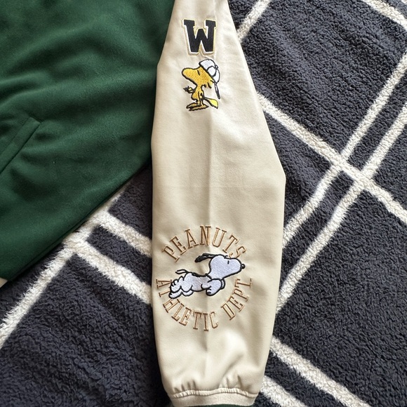 Aéropostale Peanuts Snoopy Varsity Jacket - Picture 4 of 9
